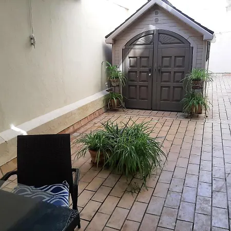 Apartment Huerta Del Obispo *